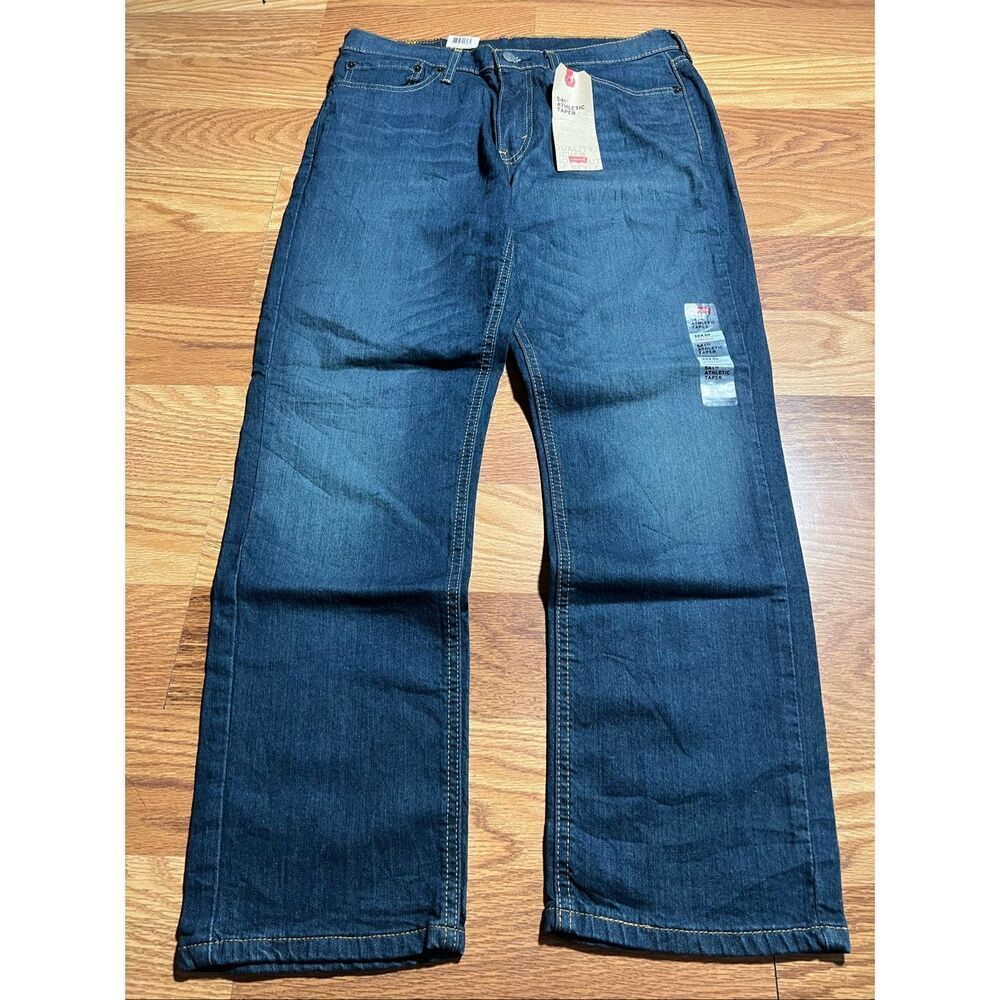 Levi’s NWT Men’s 541 Athletic Taper Jeans 32x30